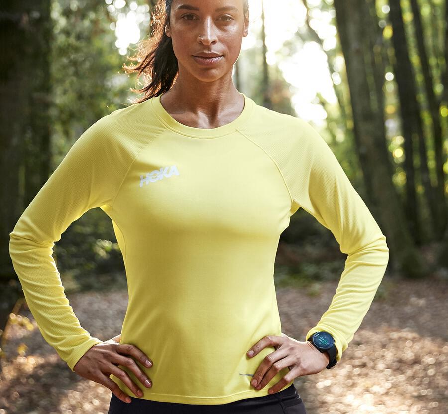 Tops Womens - Hoka One One Performance Long Sleeve - Yellow - LSZNYWI-58